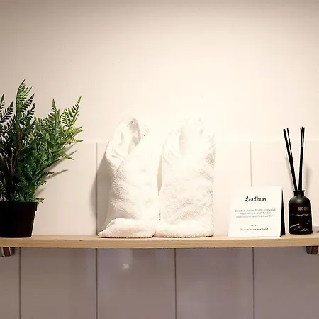 Kostenguenstige Souterrain Ferienunterkunft - Strandnah Und Modern Eingerichtet Inklusive Gartenzugang, Parkplatz & Fahrradunterstellplatz